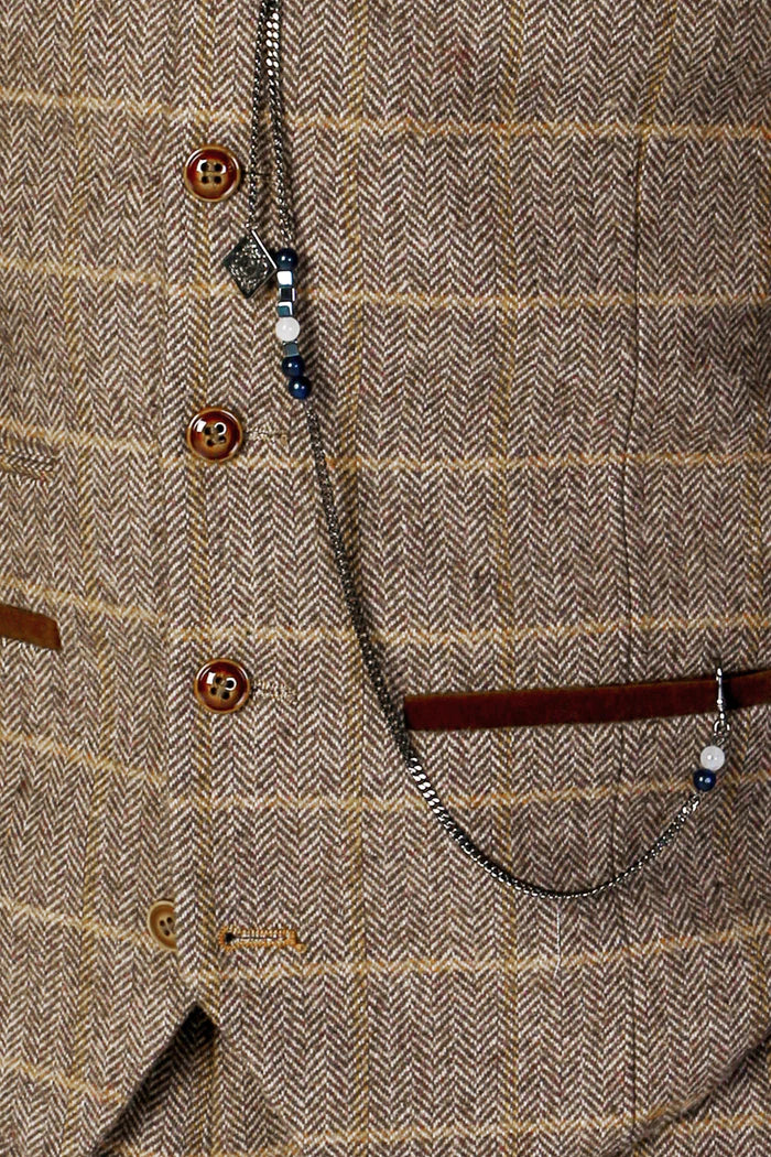 Close-up of the waistcoat and chain detail of the Harris Brown Tweed Check Three-Piece Suit, highlighting its elegant design and craftsmanship.
